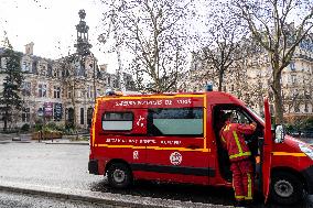 City Town Hall of the 12th arrondissement caught fire - Paris AJ