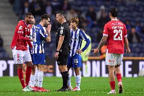 FC Porto v CD Santa Clara - Liga Portugal Betclic