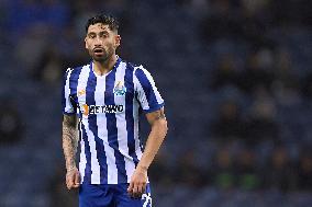 FC Porto v CD Santa Clara - Liga Portugal Betclic