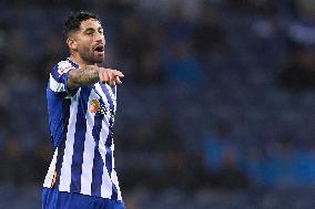 FC Porto v CD Santa Clara - Liga Portugal Betclic