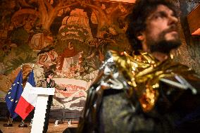 SYNAVI activists protest during Rachida Dati speech in Paris FA