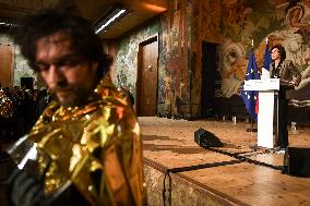 SYNAVI activists protest during Rachida Dati speech in Paris FA