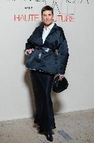 PFW - Giambattista Valli Haute Couture - Photocall NB
