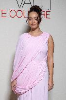 PFW - Giambattista Valli Haute Couture - Photocall NB