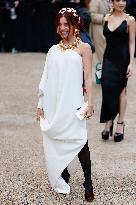 PFW - Schiaparelli Arrivals