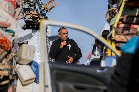 Displaced Palestinians Returned To Northern Gaza