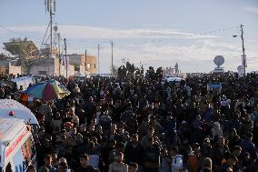 Displaced Palestinians Returned To Northern Gaza