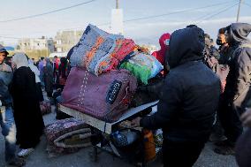 Displaced Palestinians Returned To Northern Gaza