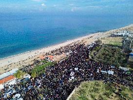 Displaced Palestinians Returned To Northern Gaza