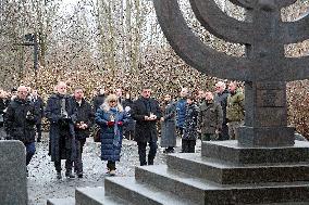 President of Ukraine Volodymyr Zelenskyy honors memory of Holocaust victims