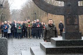 President of Ukraine Volodymyr Zelenskyy honors memory of Holocaust victims