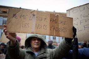 Gathering Against The Prefet'decision To Let Homeless People Outside Until Temperatures Reach Minus 10 C