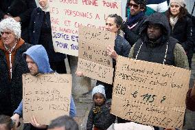 Gathering Against The Prefet'decision To Let Homeless People Outside Until Temperatures Reach Minus 10 C