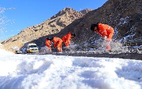 Clearing Snow on National Highway 307 in Zhangye