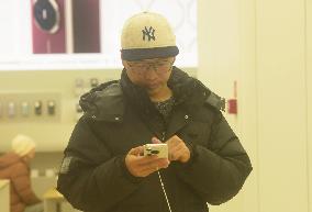 Huawei Store in Hangzhou