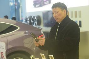 Huawei Store in Hangzhou