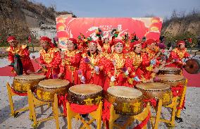 Gongs And Drums Performance in Yuncheng
