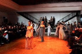 PFW - Franck Sorbier Runway