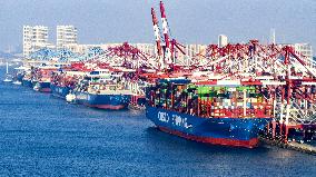 Ship Load Containers in Qingdao Port