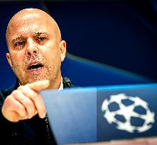PSV Eindhoven v Liverpool FC - UEFA Champions League 2024/25 League Phase MD8