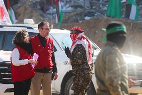 Israeli Soldier Agam Berger Released by Hamas - Gaza