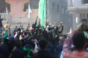 Israeli Soldier Agam Berger Released by Hamas - Gaza