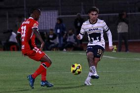 Pumas UNAM v Toluca - Torneo Clausura 2025 Liga MX