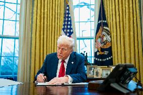 President Donald Trump Signs Two Executive Orders After Reagan Airport Crash