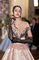 PFW Miss Sohee Runway NB