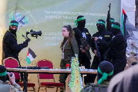 Hamas Releases Israeli Hostage in Gaza