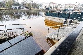 Unusual flood in winter