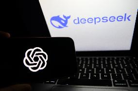 DeepSeek On Screen Photos
