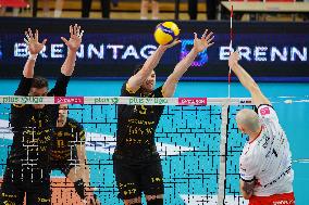 ZAKSA Kedzierzyn Kozle v Bogdanka LUK Lublin - Plus Liga
