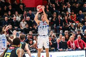 BASKET - Serie A - Unahotels Reggio Emilia vs Vanoli Basket Cremona