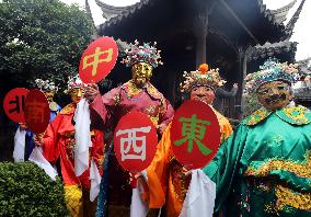 Welcome The God of Wealth Custom in China