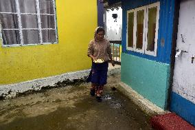 Daily Life In Chatakpur, India