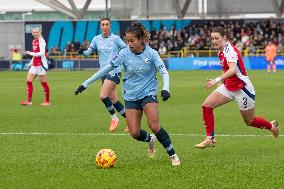 Manchester City FC v Arsenal FC - Barclays Women's Super League