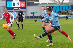 Manchester City FC v Arsenal FC - Barclays Women's Super League