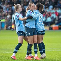 Manchester City FC v Arsenal FC - Barclays Women's Super League