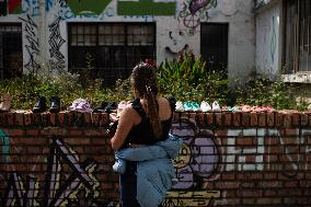 Deported Migrants from the United States in Colombia Receive Donations