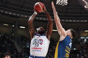 BASKET - Serie A2 - Flats Service Fortitudo Bologna vs Carpegna Prosciutto Basket Pesaro