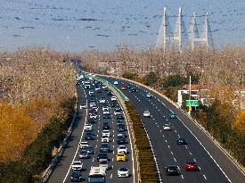 Highway Traffic Return Peak