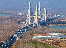 Highway Traffic Return Peak