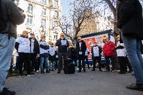 Mobilization Of Tobacconists In Paris