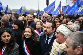 Police demonstration in Paris - FA
