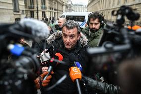Police demonstration in Paris - FA