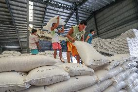 Philippines Declares Food Security Emergency To Curb High Rice Prices