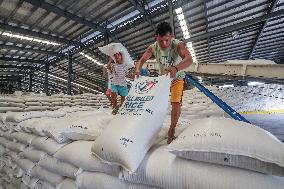 Philippines Declares Food Security Emergency To Curb High Rice Prices