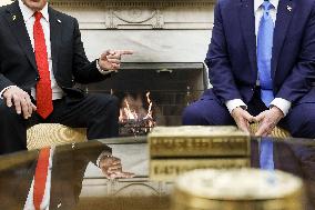 US President Trump welcomes Israeli Prime Minister Netanyahu to the White House