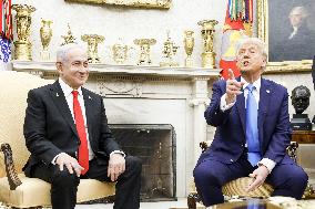 US President Trump welcomes Israeli Prime Minister Netanyahu to the White House